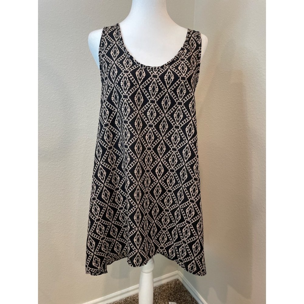 Painted Threads Black/Cream Print Sleeveless Tank